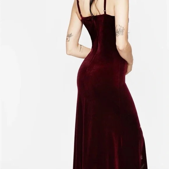 Virosa Floral Embroidered Velour Gown NWT size US8 - Picture 2 of 6